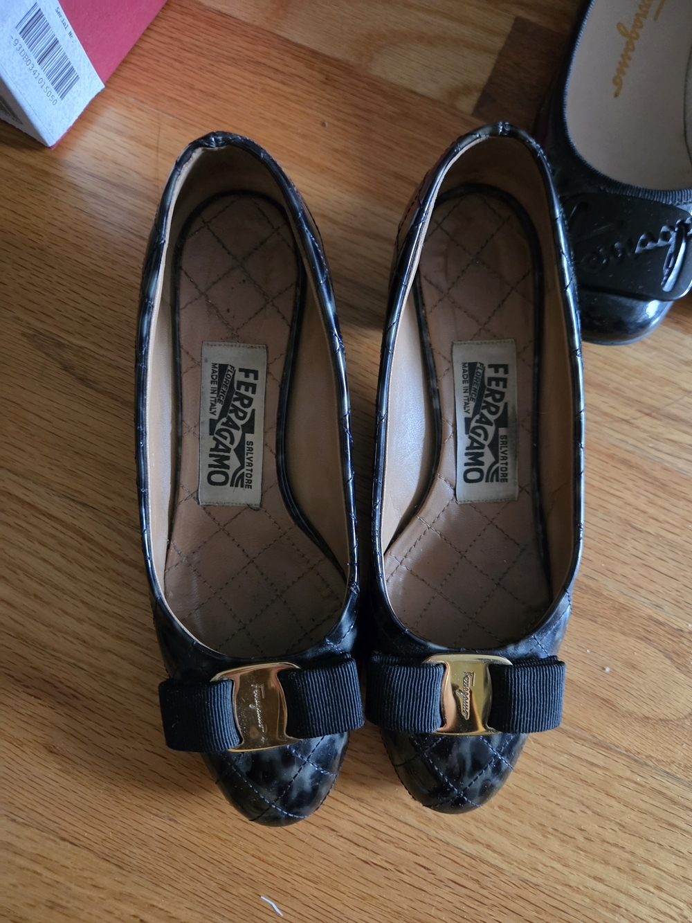 Salvatore Ferragamo Black Patent Vara Bow Quilted Flats
